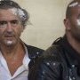 Bernard-Henri Levy entarté par Noël Godin, alias Le Gloupier, à Namur - (…)