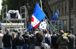 L'Œuvre française dans le cortège de Civitas, en mai 2014.