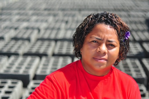 Thaly Itriago, porte-parole de la commission du logement, conseil communal Bolivarien Santa Bárbara.
