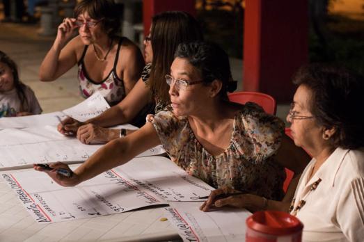mujeres-en-la-asamblea-comuna-carlos-escarrá
